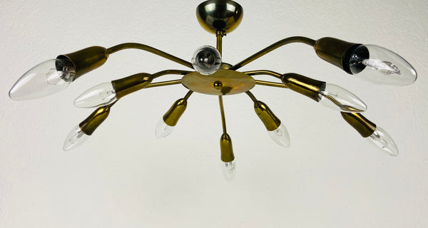 Italian Midcentury Brass 10-Arm Sputnik Chandelier Arredoluce Attributed, 1950s