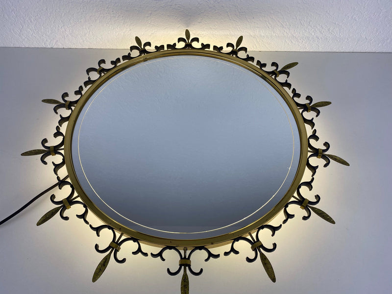 Mid-Century Italian Round Illuminated Brass Wall Mirror, Italy, 1960s