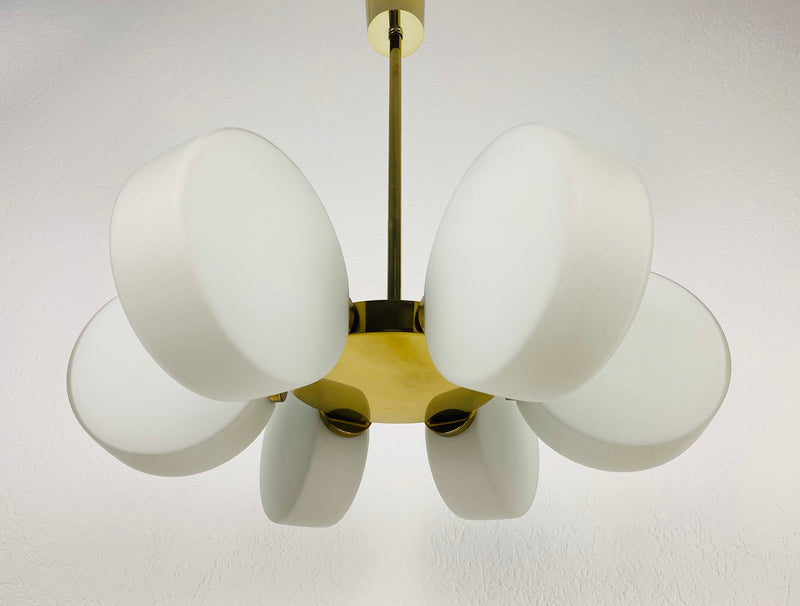 Exceptional Mid-Century Modern Brass Kaiser 6-Arm Space Age Chandelier, 1960s